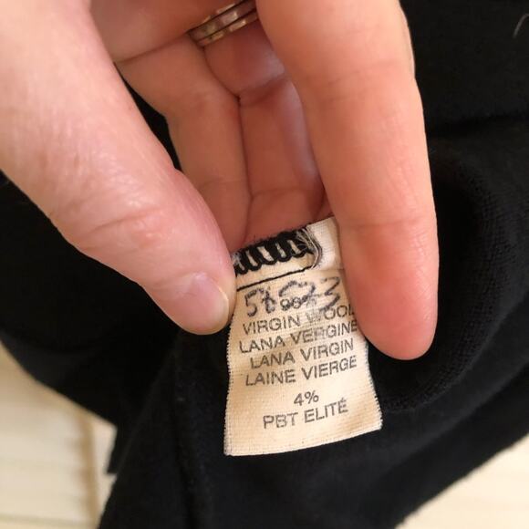 Gatee Black Wool Sleeveless Top with Rhinestones - Picture 4 of 7